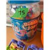 Image 2 : LOT OF BEACH TOYS