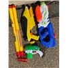 Image 1 : LOT OF 4 WATER GUNS
