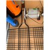 Image 2 : 6PC CAMPING SUPPLIES