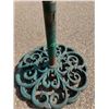 Image 2 : LARGE OUTDOOR UMBRELLA WITH STAND