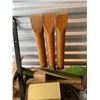Image 3 : OAK TABLE LEGS, MATH INSTRUMENT SET +++