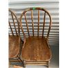 Image 4 : LOT OF 3 VINTAGE WOOD DINING CHAIRS