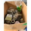 Image 2 : BOX OF MISC ITEMS