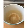 Image 2 : VINTAGE ENAMEL BUCKET