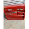Image 1 : RED 9 DRAWER TOOL BOX WITH CONTENTS