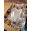 Image 2 : LOT OF GLASSWARE, PLATES AND TRIVETS (SOME MATCH LOT 369)
