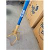 Image 2 : GARDEN CLAW GOLD SOIL CULTIVATOR