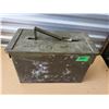 Image 1 : VINTAGE AMMO BOX WITH CONTENTS