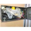 Image 2 : VINTAGE AMMO BOX WITH CONTENTS