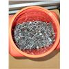 Image 2 : CONTAINER WITH ROOFING NAILS
