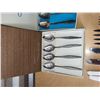 Image 2 : LOT OF BOX AND MIXED SET OF SPOONS AND CUTLERY