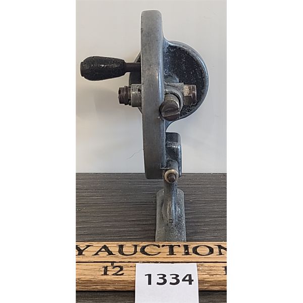 ambassadeur 5500 fishing reel 760301 VTG Abu Garcia Ambassadeur 5000 Red Bait Casting Fishing Reel 3 Screw  #730301