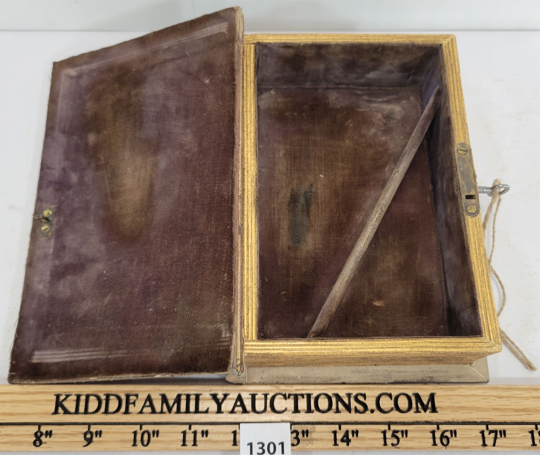 LOCKING BOOKCASE PISTOL BOX W/ KEY