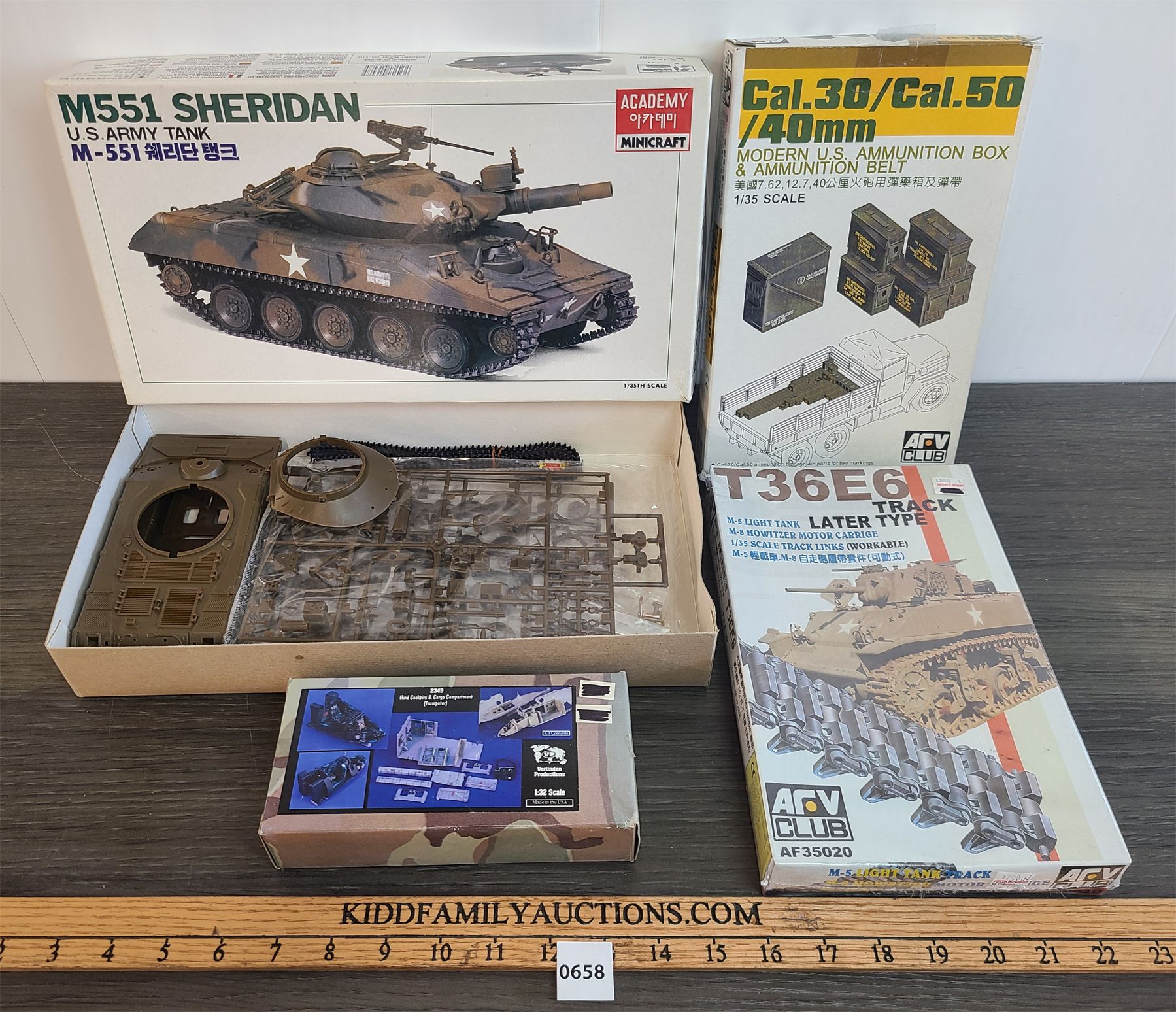 Unit 4 Model Kit LOT OF 4 - MODEL KITS - INCL ARV CLUB TRUCK & ACADEMY SHERIDAN, ETC - 1 ...