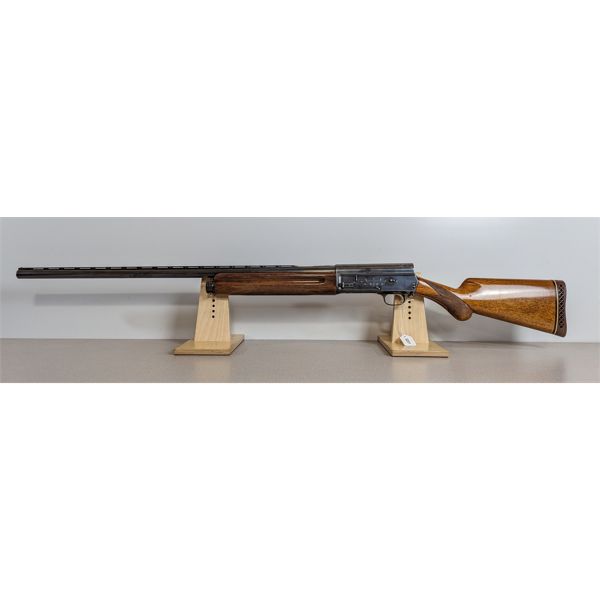 BROWNING AUTO 5 LIGHT TWELVE IN 12 GA