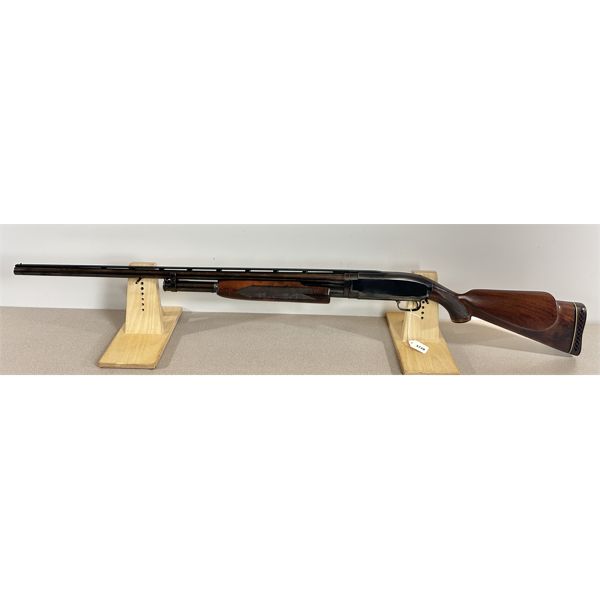 WINCHESTER MODEL 12 IN 12 GA