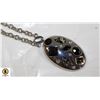 Image 1 : NECKLACE WITH CHUNKY GEMSTONE PENDANT