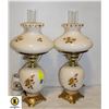 Image 2 : PAIR OF OLD LAMPS WITH GLASS MANTEL ELECTRIC