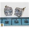 Image 1 : 144)7 X 7 MM CLEAR RECTANGULAR CUBIC ZIRCONIA