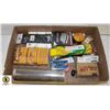 Image 1 : SMOKERS FLAT INCLUDES ROLLING TRAY, PAPERS & MORE