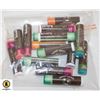 Image 1 : BAG OF 16 HEMP SEED LIP BALM VARIOUS FLAVORS