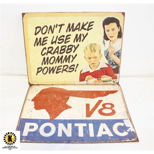PAIR OF METAL WALL HANGINGS 12.5" X 16"