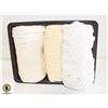 Image 1 : 3 CROCHETED TABLE CLOTHS