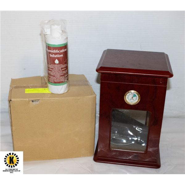 CIGAR HUMIDOR WITH CASE OF HUMIDITY SOLUTION