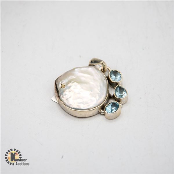 JP594-232 .925 BLUE TOPAZ MOTHER OF PEARL PENDANT