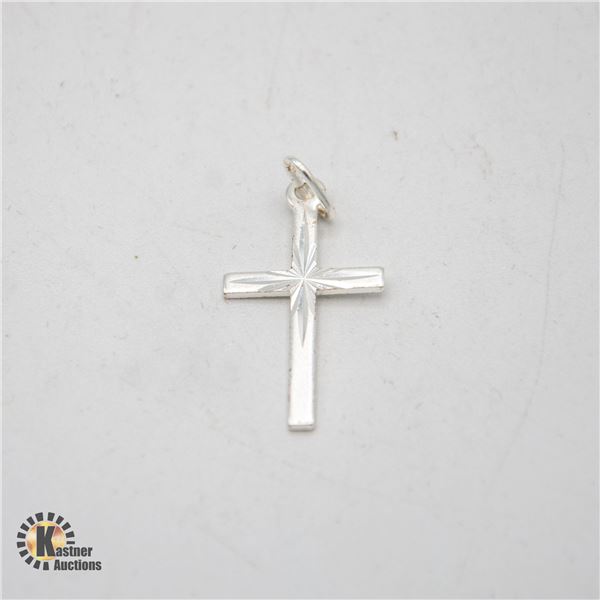 JP594-221 SILVER CROSS PENDANT