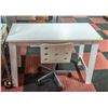 Image 1 : WHITE DESK WITH CHAIR 39" X 17.5" X 29"