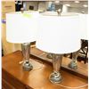 Image 1 : 2 MATCHING TABLE LAMPS