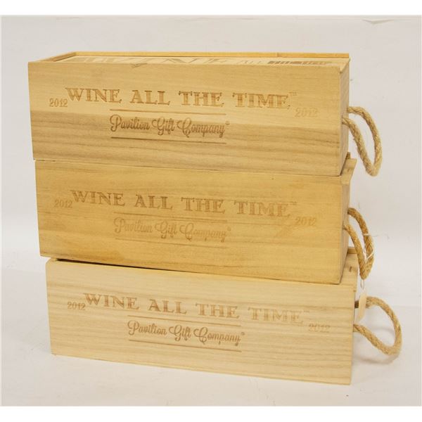 3 WOOD BOXES WITH WINE DECOR BOTTLES & BATTERY