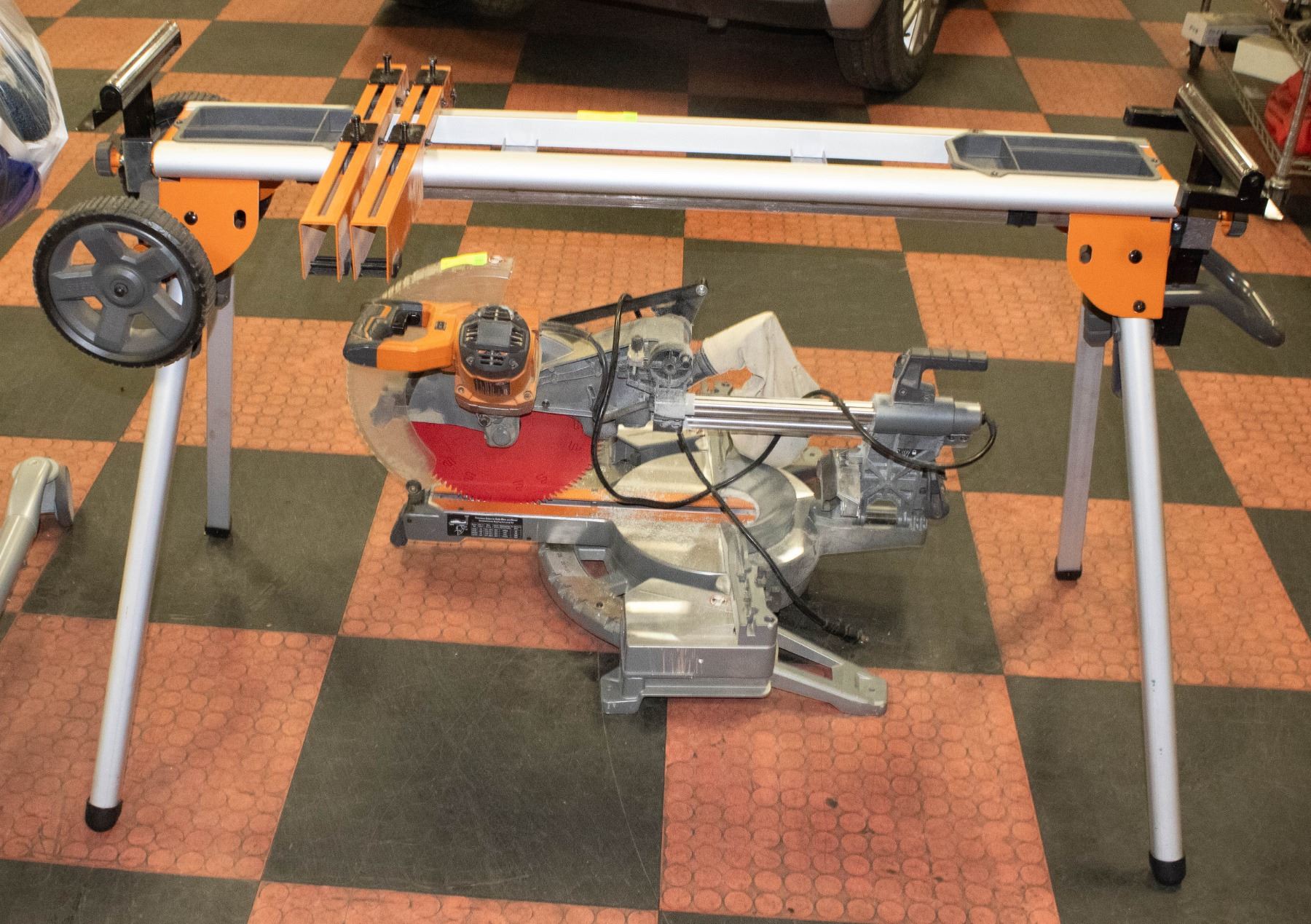 RIDGID MITER SAW STAND