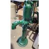 Image 5 : Meyers green hand pump, water pump - excellent condtion