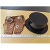 Image 1 : Leather toy gun belt + black plastic top hat
