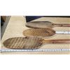 Image 3 : 3 vintage wooden boat oars/paddles