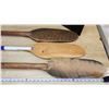 Image 6 : 3 vintage wooden boat oars/paddles