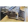Image 4 : Vintage "Underwood" typewriter