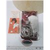 Image 3 : Wahl vibrator/heat massager and 2 lamp shades
