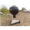 Image 1 : 22" diameter outdoor cooking grill (wood powered)