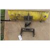 Image 2 : John Deere 46" snow blade