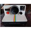Image 14 : Lot of electronics and vintage polaroid cameras/accessories