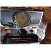 Image 8 : Lot of electronics and vintage polaroid cameras/accessories