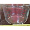 Image 4 : 2 Pyrex glass measuring cups + 21.5" tall decanter