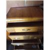 Image 2 : Wooden Dresser (4 drawers)