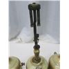 Image 5 : 3 vintage Coleman oil lamps