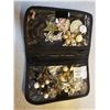 Image 3 : Lot of brooches, clip on earrings (16 pairs) in floral zip pouch