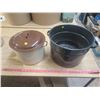 Image 1 : 2 Large Granitewear Pots, 1 canning, 1 stock