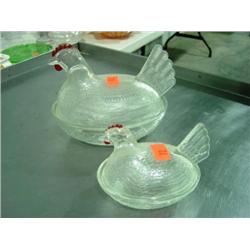 GLASS HEN ON NEST